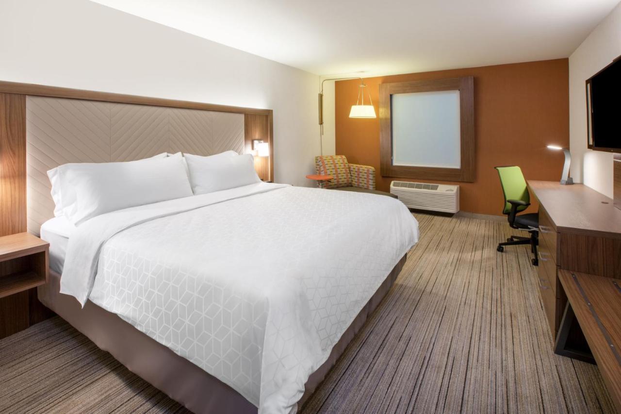 Holiday Inn Express & Suites Dyersburg By Ihg Luaran gambar