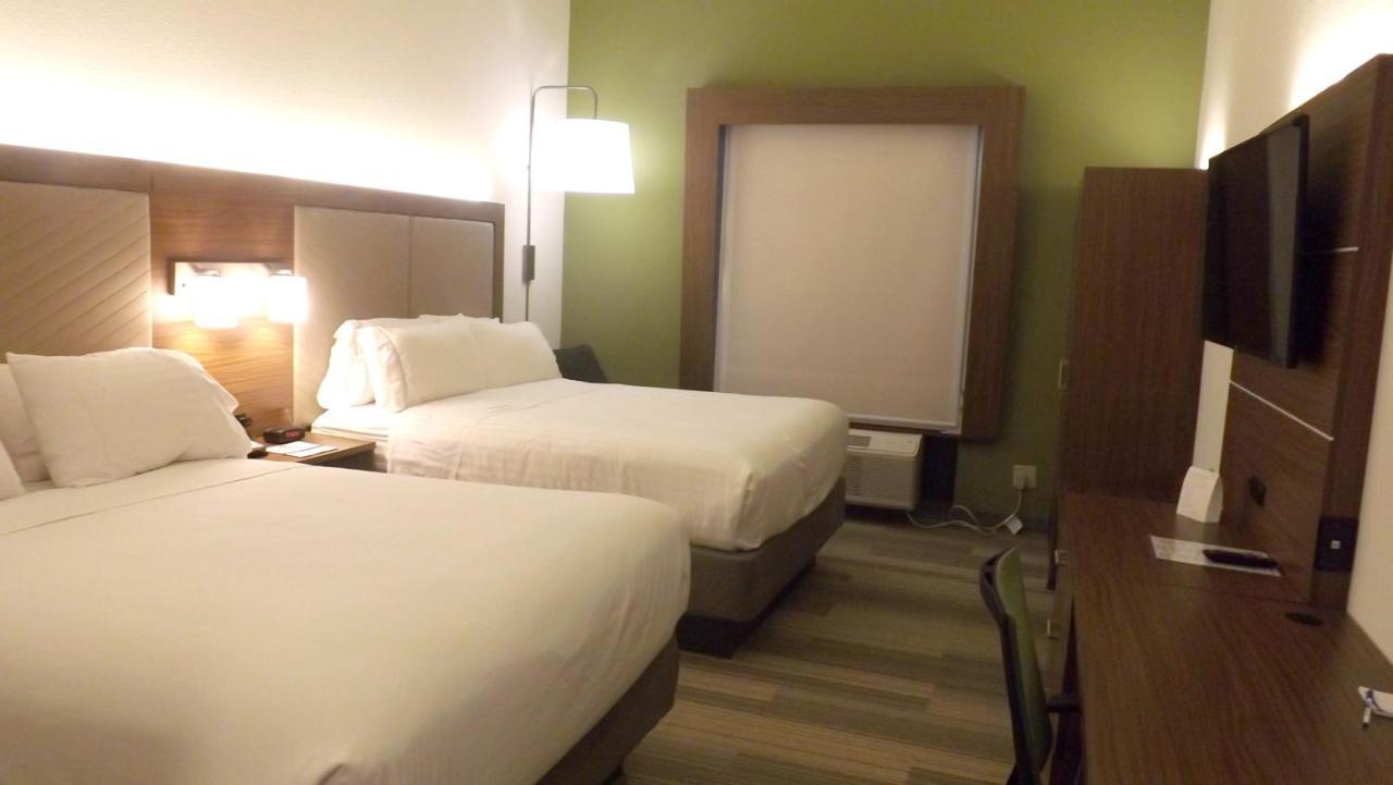 Holiday Inn Express & Suites Dyersburg By Ihg Luaran gambar