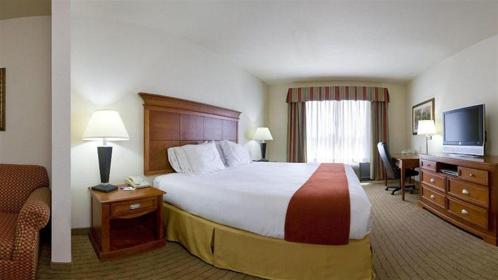 Holiday Inn Express & Suites Dyersburg By Ihg Luaran gambar
