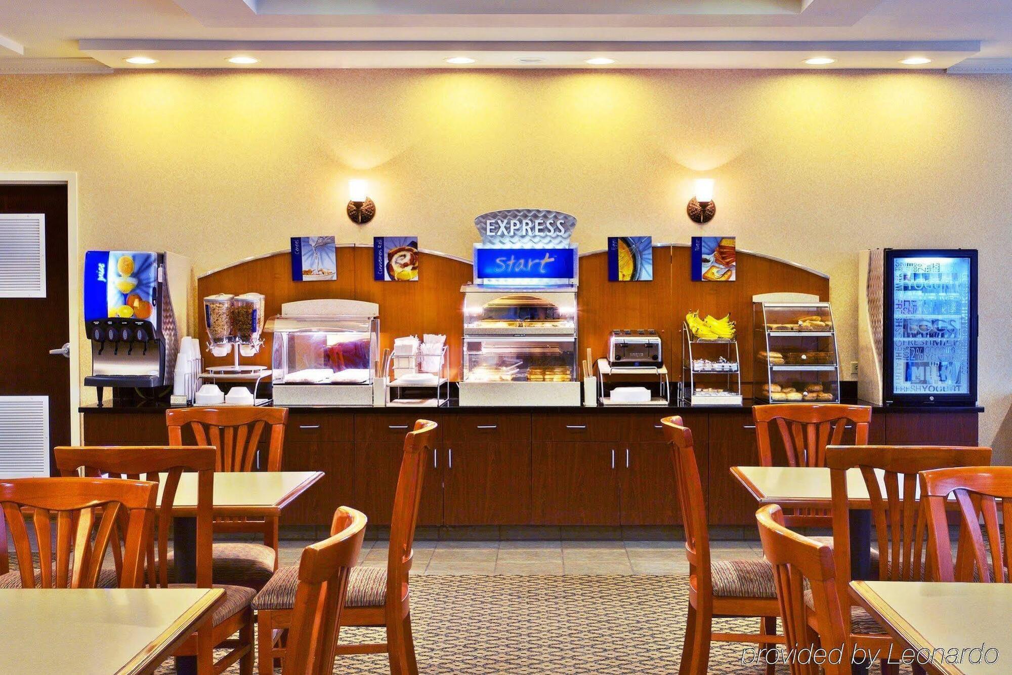 Holiday Inn Express & Suites Dyersburg By Ihg Luaran gambar
